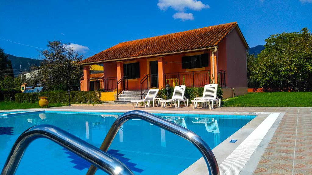 Gregory-vassilis Apartment
